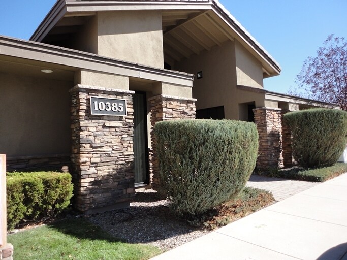 10385 Double R Blvd, Reno, NV à louer - Photo du bâtiment - Image 3 de 4
