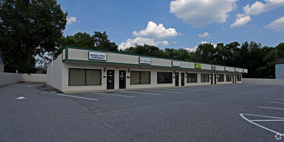 294-310 Church St, Concord, NC à louer - Photo principale - Image 1 de 42