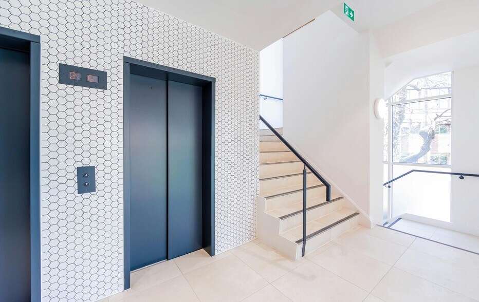 26-30 Upper Marlborough Rd, St Albans à louer - Photo du bâtiment - Image 3 de 14