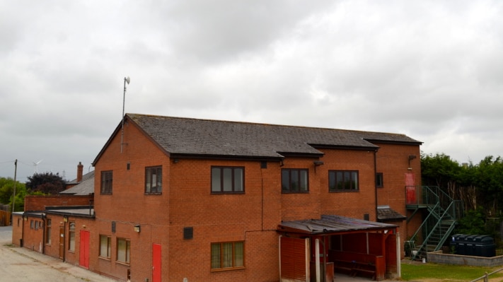 112 Station Rd, Scunthorpe for lease - Primary Photo - Image 1 of 1