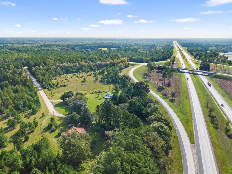 215 O Hines Ln, Ellabell, GA à vendre - Photo du bâtiment - Image 3 de 7