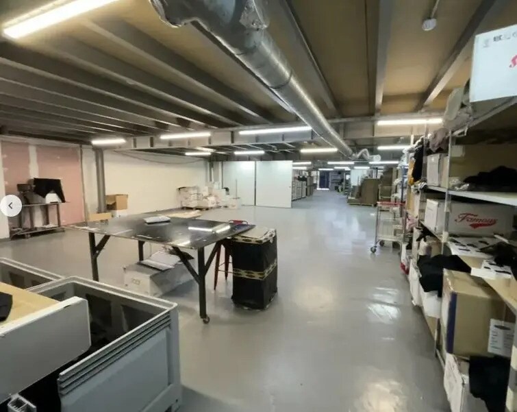Flex in Pantin for sale Interior Photo- Image 1 of 7
