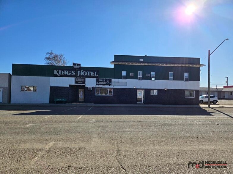 90 3 W ave, Shaunavon, SK for sale - Primary Photo - Image 1 of 6