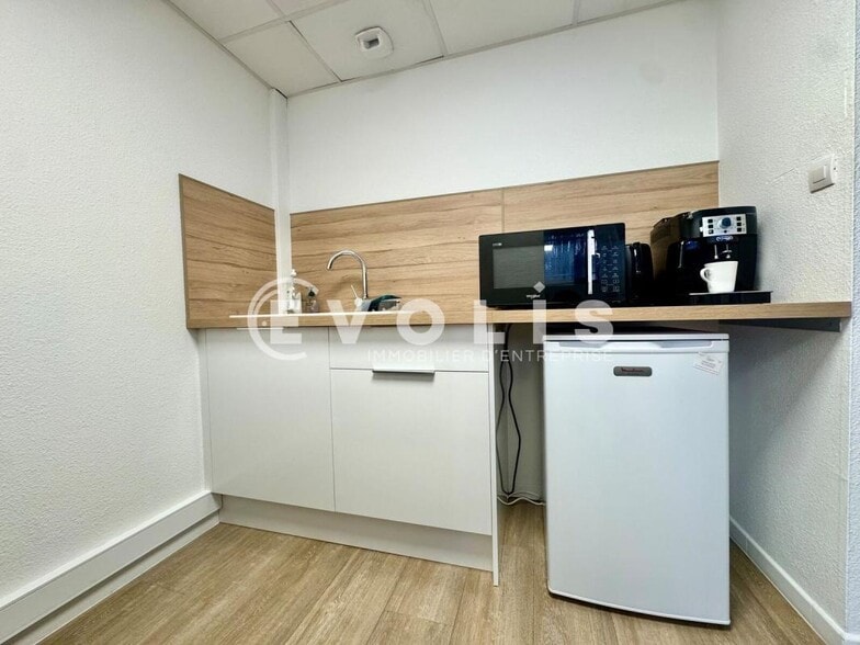 17 Rue Auguste Payant, Lyon for lease - Building Photo - Image 2 of 4