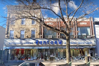 30-34 Steinway St, Astoria, NY à louer Photo du bâtiment- Image 1 de 4