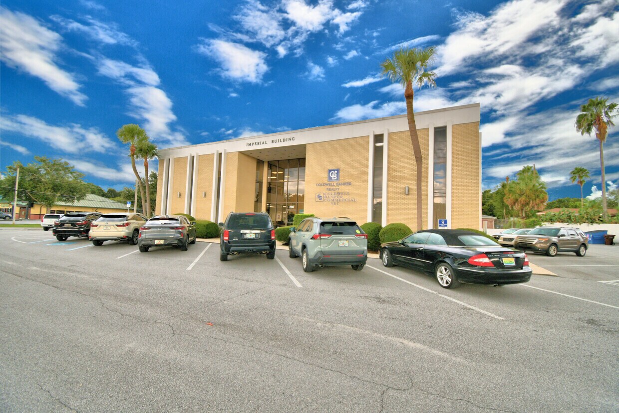 290 Cypress Gardens Blvd, Winter Haven, FL for lease Building Photo- Image 1 of 8