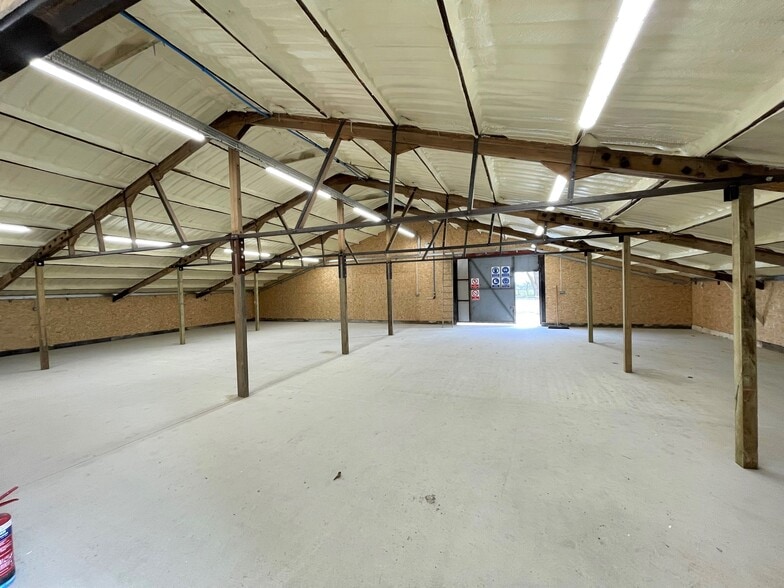 4-4F Billingshurst Rd, Coolham for lease - Building Photo - Image 3 of 14