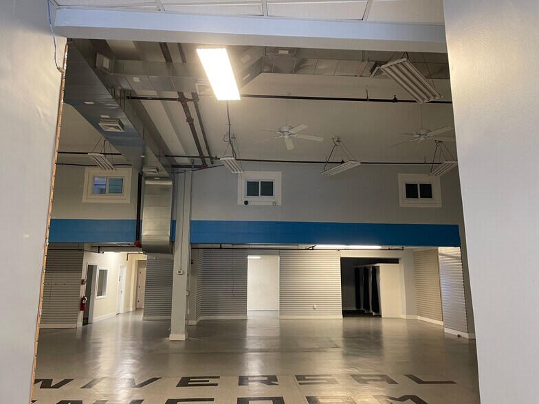 1015 Broad St, Newark, NJ à louer - Photo intérieure - Image 1 de 6