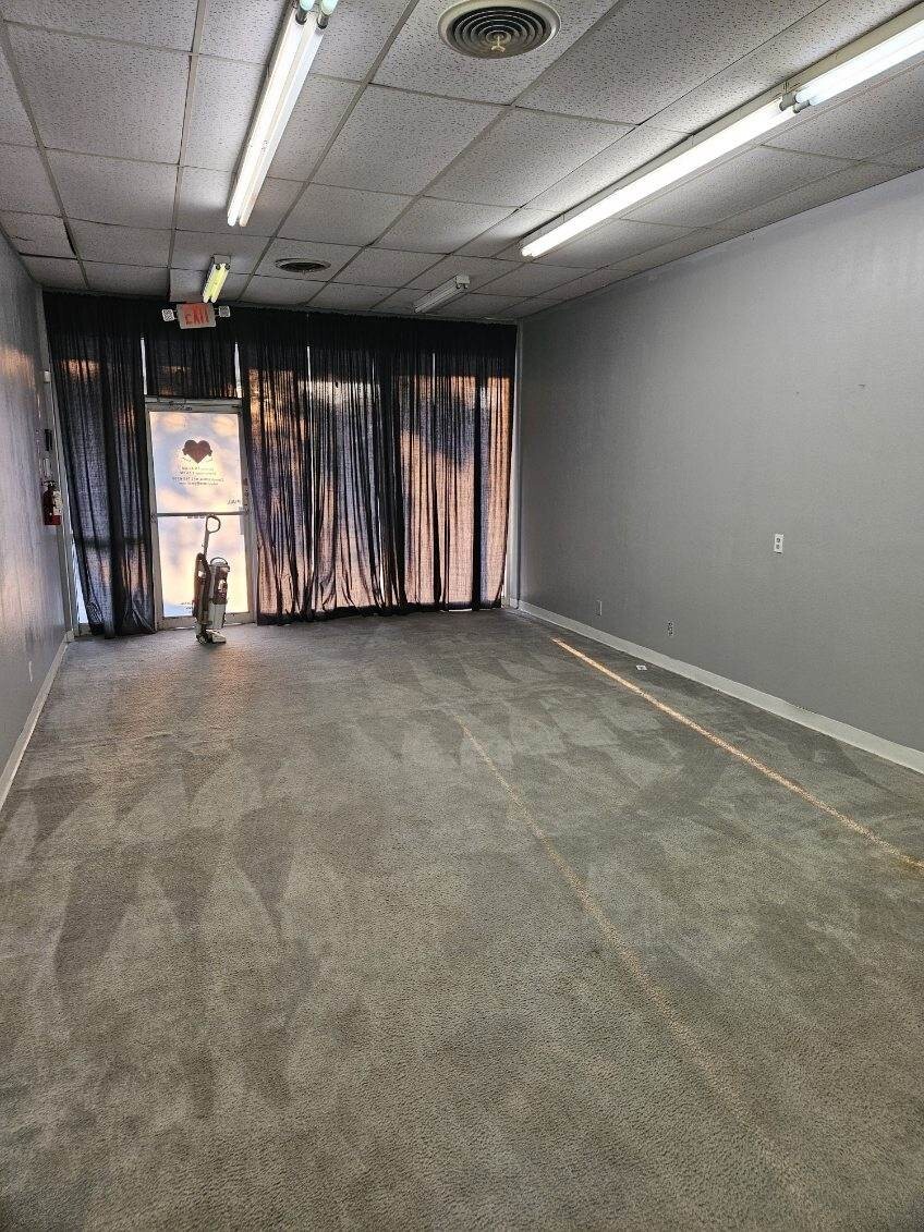 630 W Pleasant Run Rd, Lancaster, TX à louer Photo intérieure- Image 1 de 3