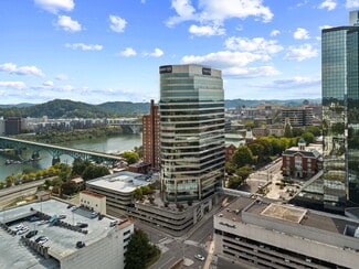 Plus de détails pour 900 S Gay St, Knoxville, TN - Bureau à vendre