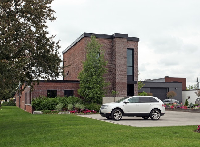 More details for Leaside Business Park Portfolio – for Sale, Toronto, ON