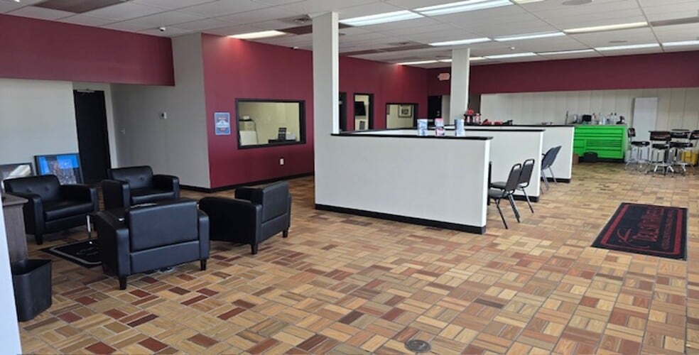 2128 Vermillion St, Hastings, MN à vendre - Photo du bâtiment - Image 3 de 6