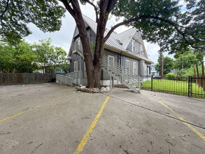 801 E Quincy St, San Antonio, TX à louer Photo intérieure- Image 2 de 11