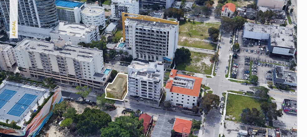 437 NE 30th St, Miami, FL à vendre - Photo du bâtiment - Image 3 de 9