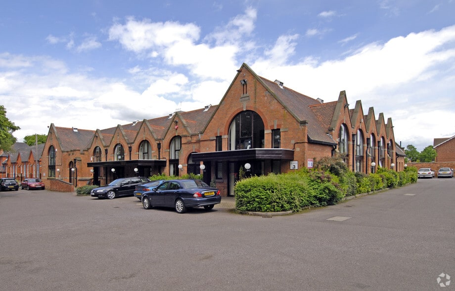 46-48 Cambridge Street portfolio of 2 properties for sale on LoopNet.ca - Primary Photo - Image 2 of 2
