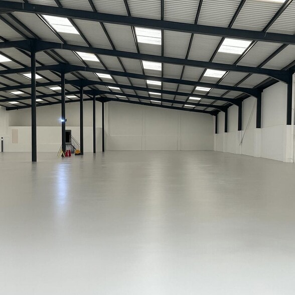 1-3 Deacon Way, Reading for lease - Building Photo - Image 3 of 8