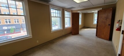 494 State St, Salem, OR for lease Building Photo- Image 2 of 10