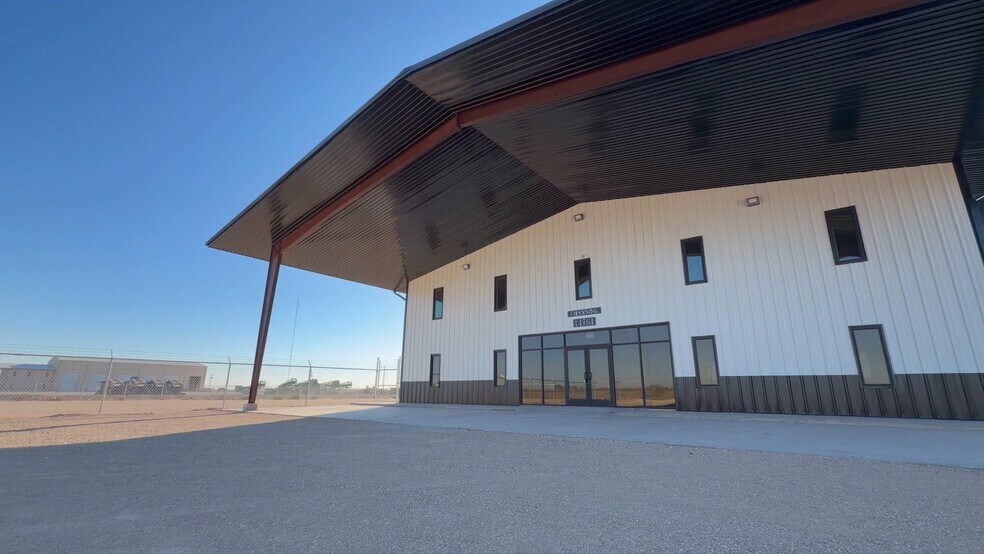 14761 W I-20, Odessa, TX à louer - Vidéo sur l’inscription commerciale - Image 2 de 39