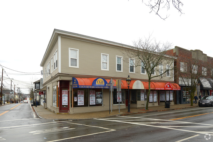 438-440 Main St, Warren, RI à vendre - Photo principale - Image 1 de 1