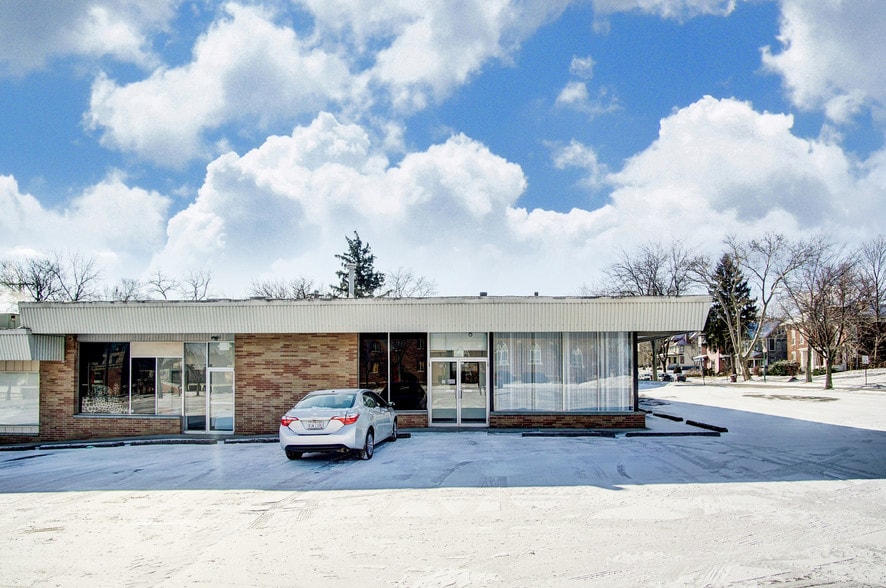1-19 E Pleasant St, Springfield, OH for sale - Primary Photo - Image 1 of 39