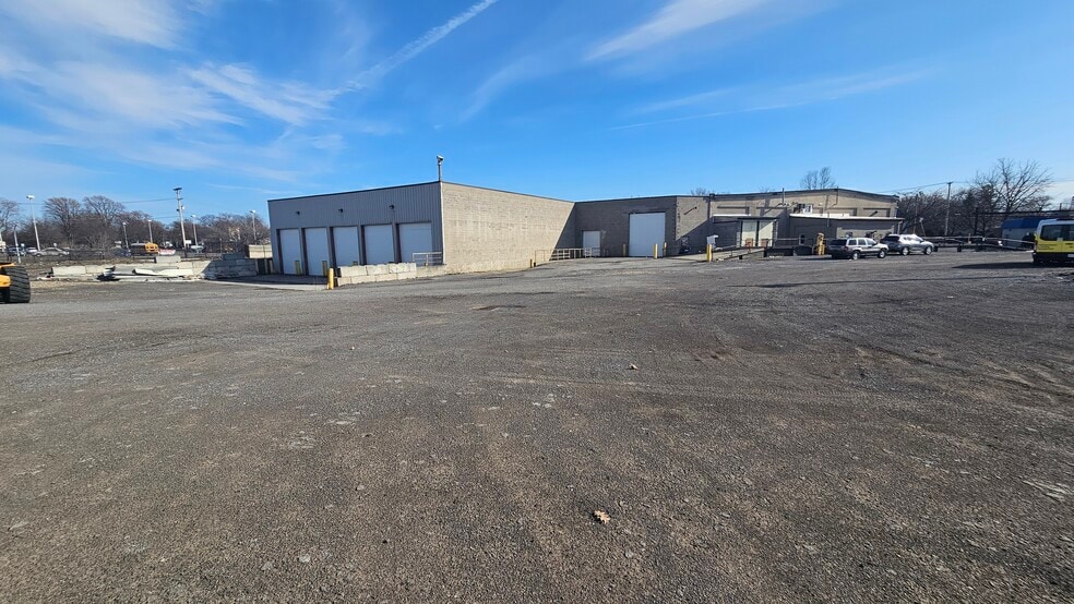 600 West Ave, Rochester, NY for lease - Building Photo - Image 1 of 5