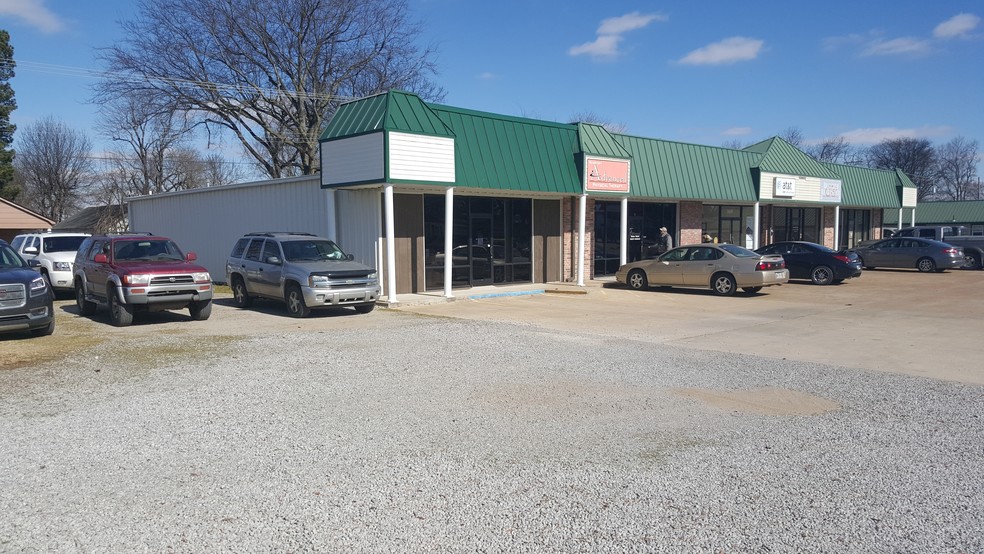 1409 Malcolm Ave, Newport, AR for lease - Building Photo - Image 3 of 3