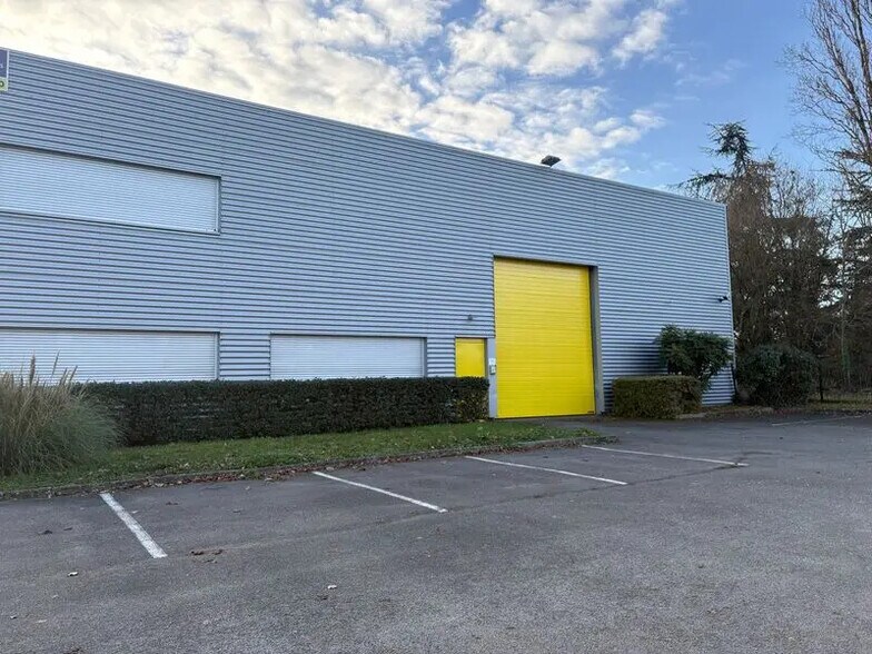 Flex in La Chapelle-Saint-Mesmin for lease - Building Photo - Image 2 of 17
