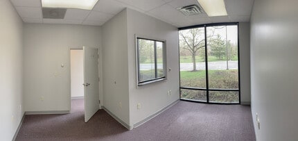 2505 Green Tech Dr, State College, PA à louer Photo intérieure- Image 2 de 9