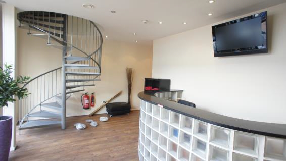 Hobley Dr, Swindon for lease - Interior Photo - Image 2 of 8