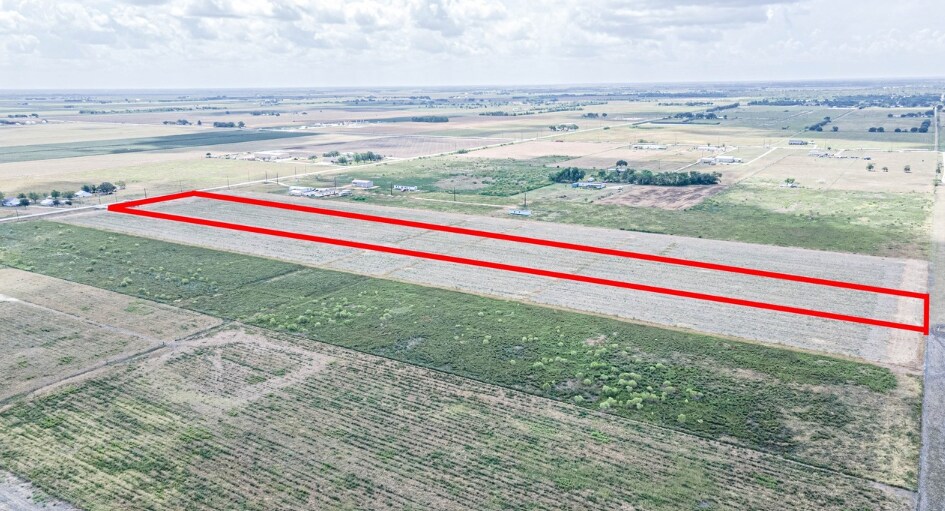 4327 Polak rd, Wallis, TX à vendre - Photo du bâtiment - Image 2 de 5