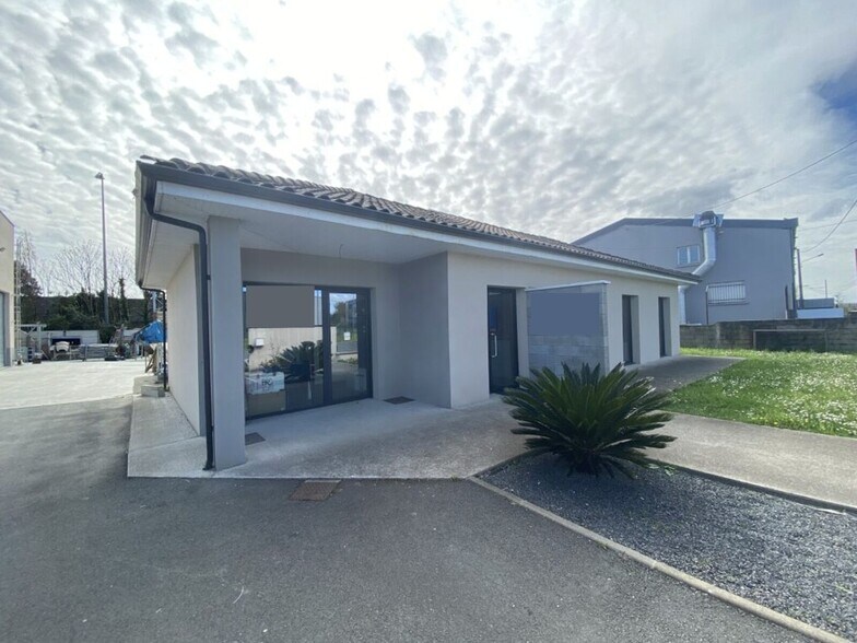 Flex dans Lormont à louer - Photo du bâtiment - Image 2 de 9