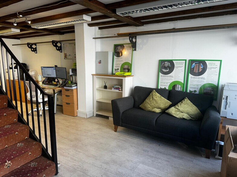 27A Bridge St, Witham à vendre - Photo du bâtiment - Image 2 de 7