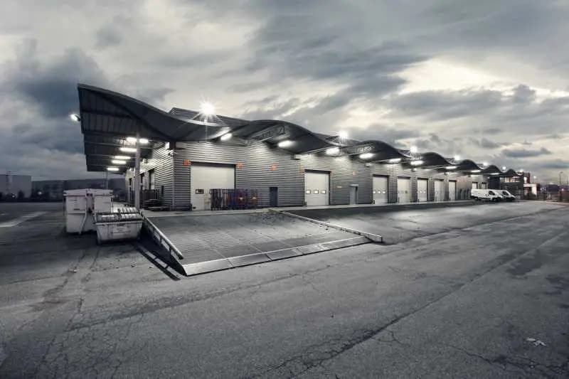 Flex in Décines-Charpieu for lease - Building Photo - Image 2 of 6