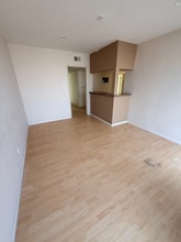 1441 Superior Ave, Newport Beach, CA à louer Photo intérieure- Image 2 de 7