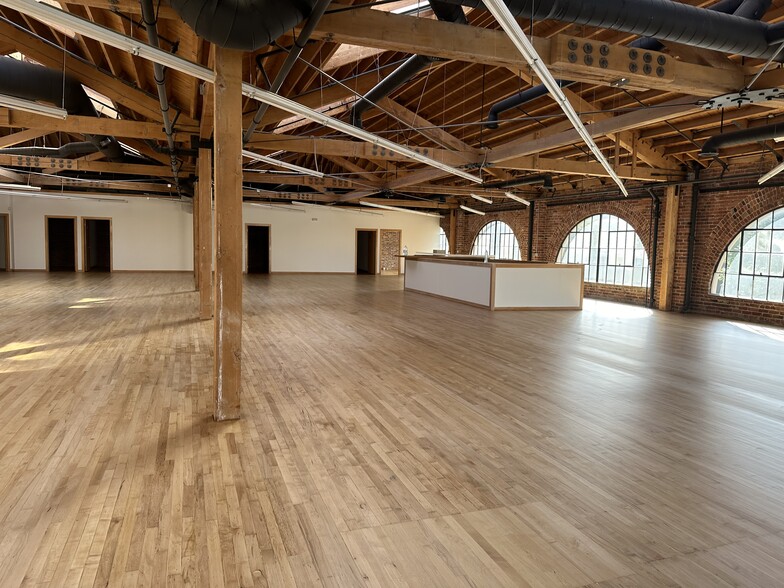 732 Brannan St, San Francisco, CA for lease - Interior Photo - Image 2 of 5