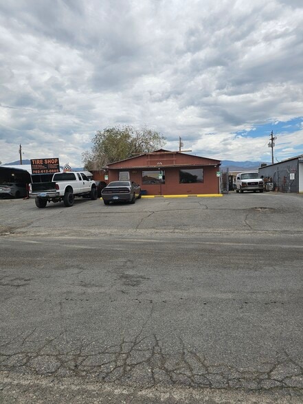 161 S Frontage Rd, Pahrump, NV for sale - Primary Photo - Image 1 of 2