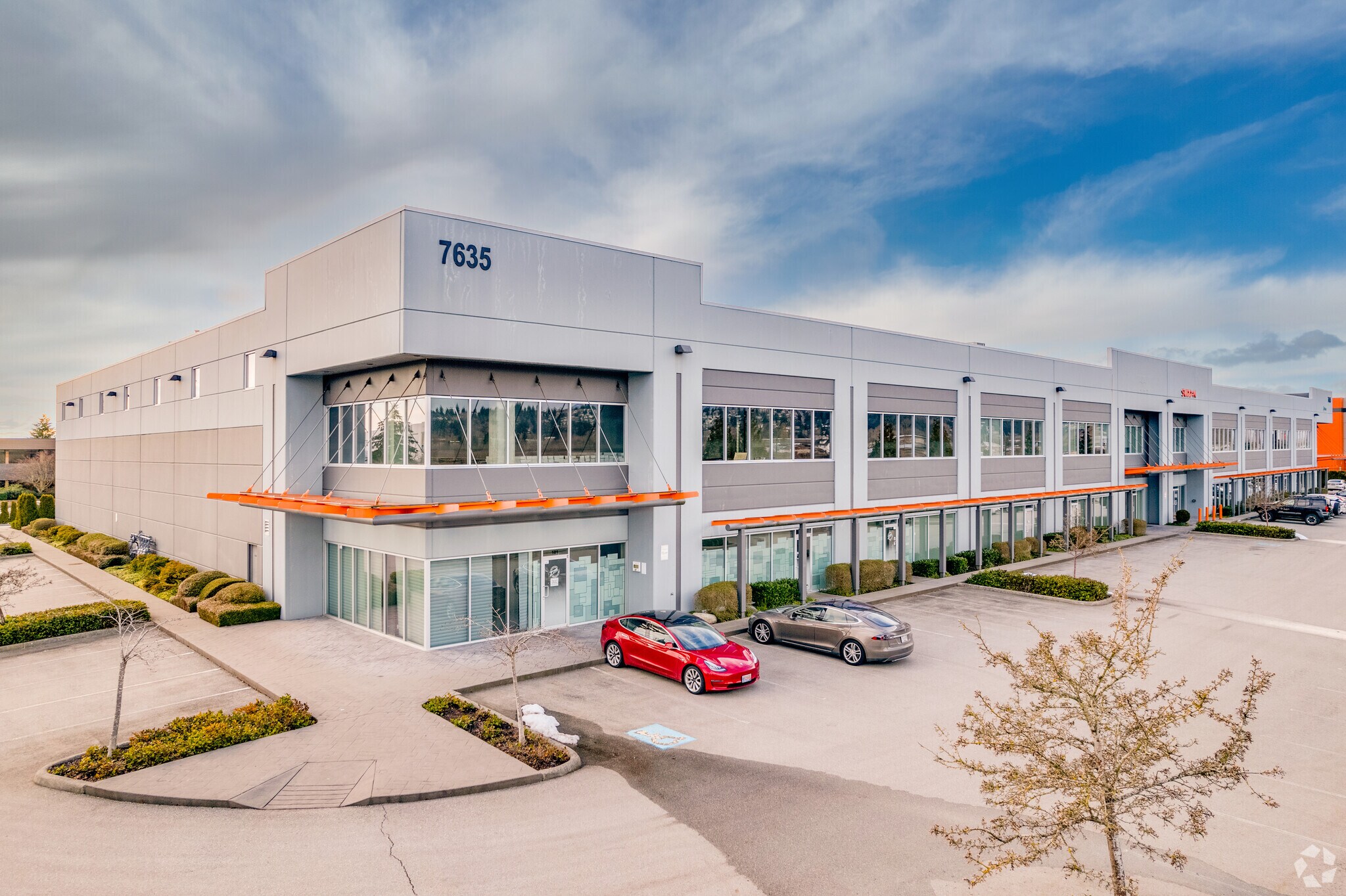 7635 N Fraser Way, Burnaby, BC à vendre Photo principale- Image 1 de 1