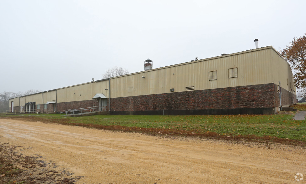 803 Industrial Park Rd, Rock Falls, IL for sale - Primary Photo - Image 1 of 1