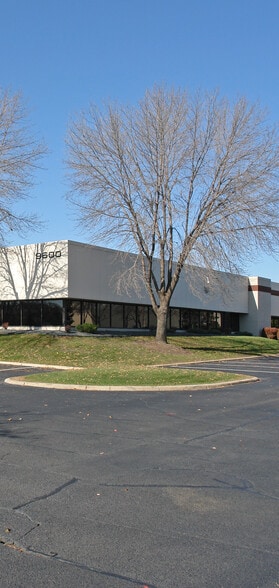 9600 76th St W, Eden Prairie, MN for sale - Building Photo - Image 2 of 5