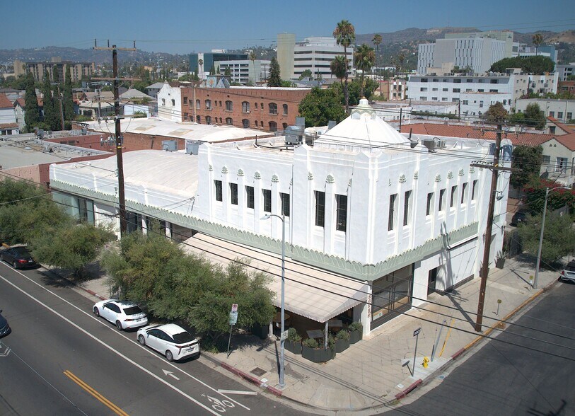 4859-4851 Fountain Ave, Los Angeles, CA à louer - Photo du bâtiment - Image 2 de 22