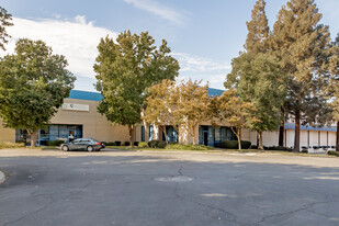 3200-3240 Reed Ave, West Sacramento CA - Entrepôt