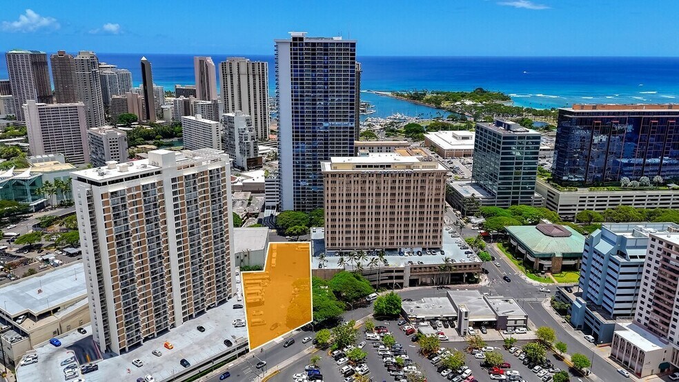 1646 Kapiolani Blvd, Honolulu, HI à vendre - Photo du bâtiment - Image 1 de 4