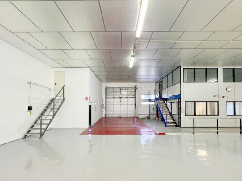 Industrial in Lliçà d'Amunt, Barcelona for lease - Interior Photo - Image 3 of 14