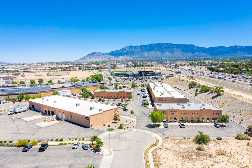 2420 Midtown Pl NE, Albuquerque, NM à vendre - Aérien - Image 3 de 34