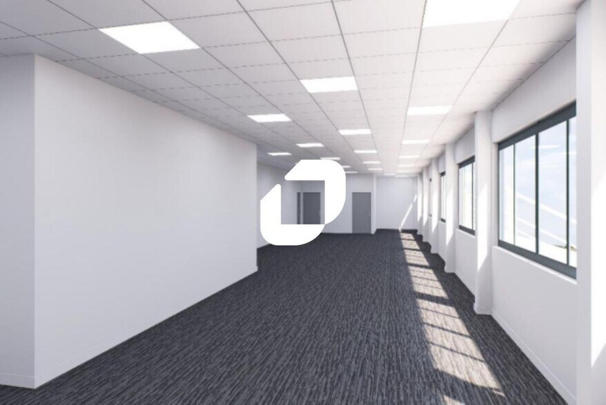 Flex in Corbas for lease - Building Photo - Image 2 of 17