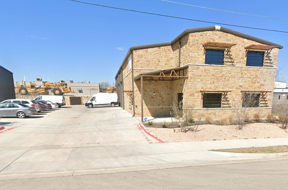 16716 Joe Barbee Dr, Pflugerville, TX à louer Photo du bâtiment- Image 1 de 3