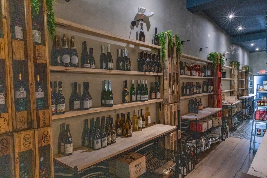 2605-2617 N Miami Ave, Miami, FL à louer - Photo du bâtiment - Image 2 de 14