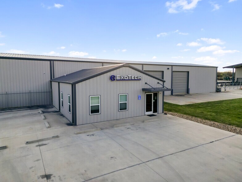 1113 Innovation Dr, Bryan, TX à louer - Photo du bâtiment - Image 3 de 30