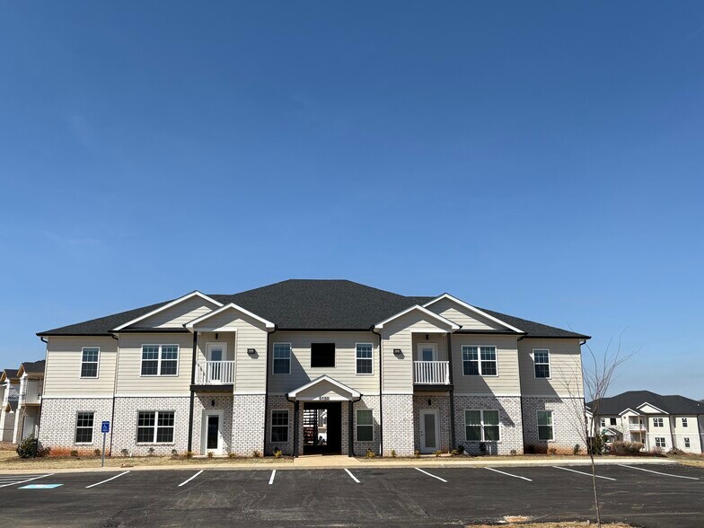 5294-5312 Bakers Spring St, Bowling Green, KY à vendre - Photo du bâtiment - Image 2 de 7