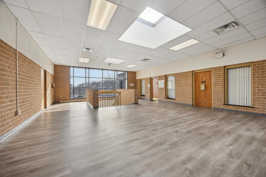 1569 Medical Dr, Pottstown, PA à vendre - Photo intérieure - Image 3 de 76